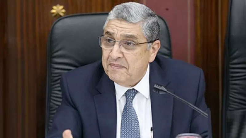 وزيرا الكهرباء والبيئة يفتتحان المعرض الدولي للتبريد والتكييف والطاقة 