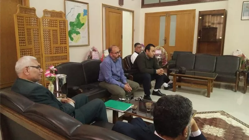 وكيل وزارة الصحة يجتمع بمدير مستشفيات جامعة الزقازيق وأطباء جراحات الكبد
