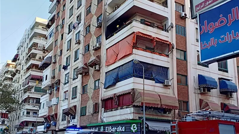 الحماية المدنية تسيطر على حريق داخل شقة سكنية ببورفؤاد دون إصابات
