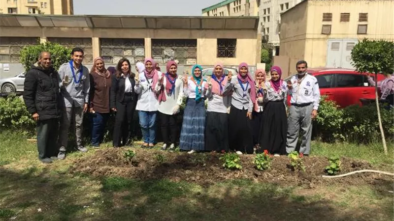 ألسن عين شمس تدشن مبادرة لتشجير الكلية