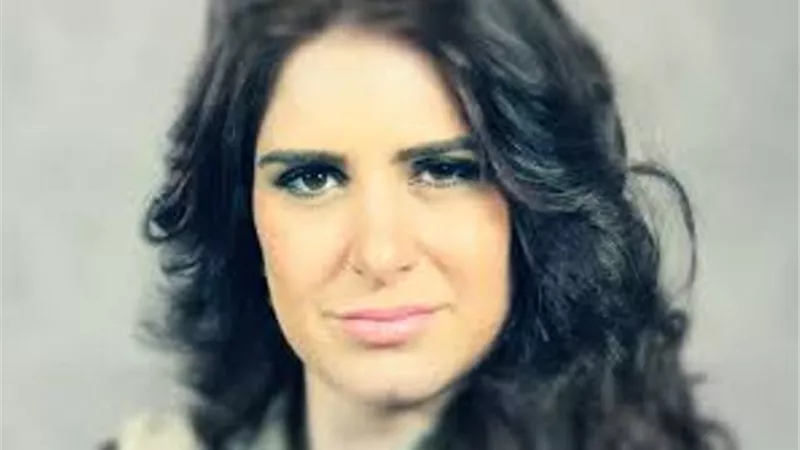 الفنانة ميرنا وليد ضيفة كلام وسط البلد على راديو مصر