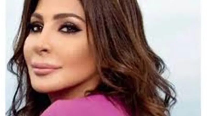 إليسا تصدم جمهورها بصورة من احدث كليب