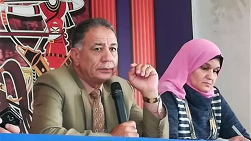 وكيل تعليم دمياط يبحث أعمال الأمن والسلامة المهنية بالمدارس