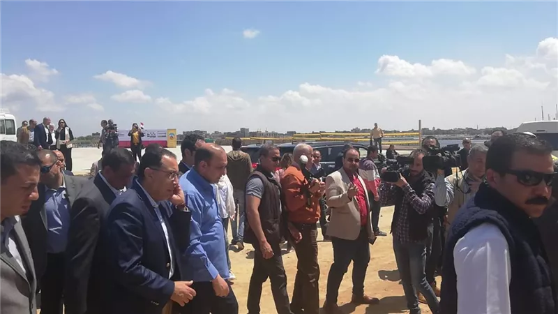 رئيس الوزراء يتفقد ميناء الصيد برشيد