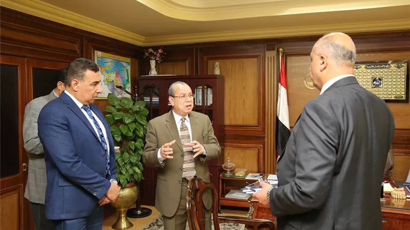 محافظ كفرالشيخ يكلف بالإسراع فى إجراءات تقنين أراضي أملاك الدولة
