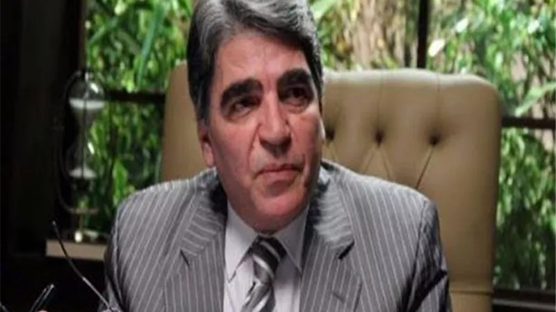 محمود الجندى تزوج من فنانة مشهورة وبعدها من ابنة فنان .. الحياة الشخصية للراحل