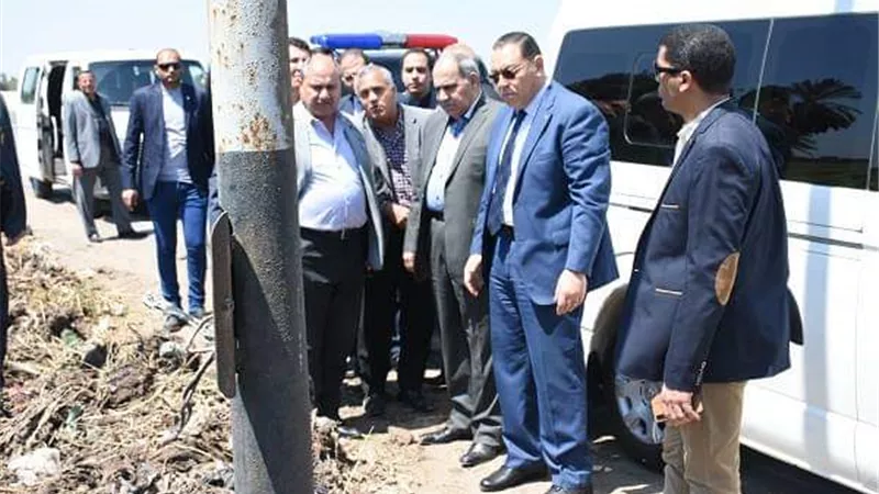 محافظ الشرقية يحيل العاملين بقسم الإنارة للتحقيق للتقصير في العمل