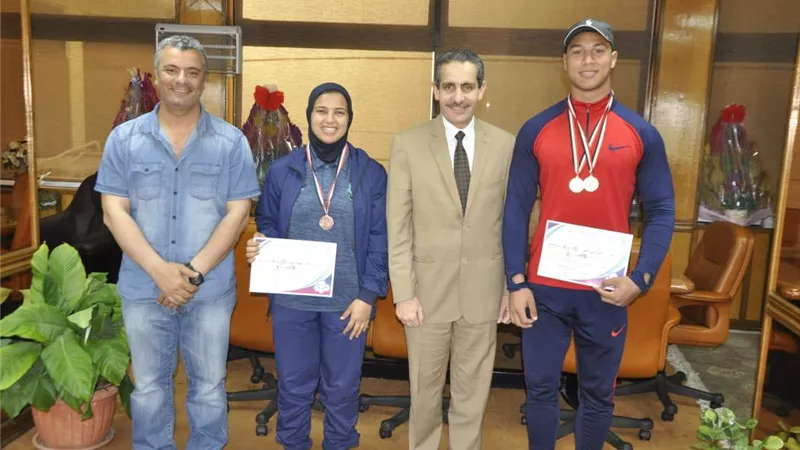 رئيس جامعة القناة يكرم أبطال الجودو