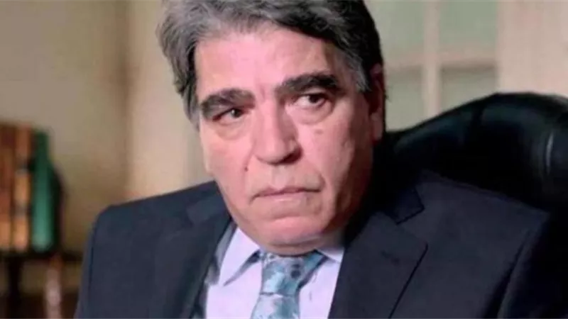 عمرو الليثي : محمود الجندي عشق المسرح وعمل بمصنع ليساعد والده