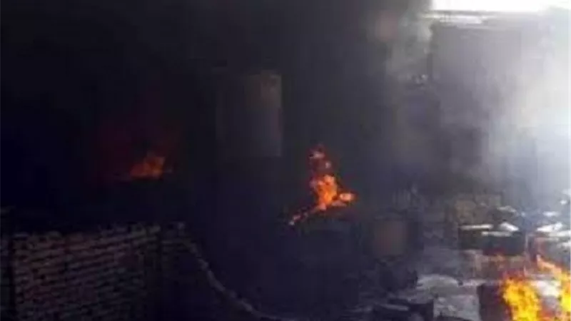 السيطرة على حريق هائل بحظيرة مواشى فى البحيرة