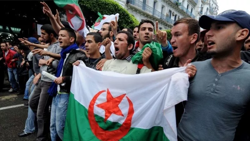 الشرطة الجزائرية تعتقل 108 أشخاص خلال احتجاجات اليوم