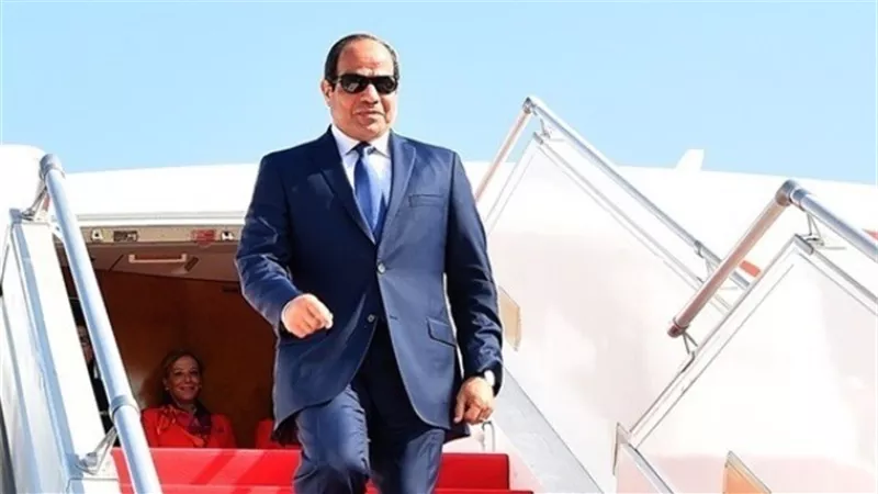 الرئيس يعود لأرض الوطن بعد جولة أمريكية وافريقية
