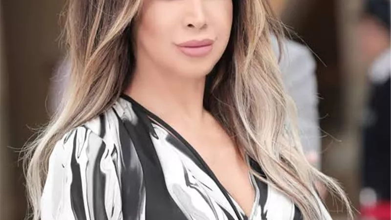 ابنة نوال الزغبى تشبه امها وتشعل السوشيال ميديا .. صور