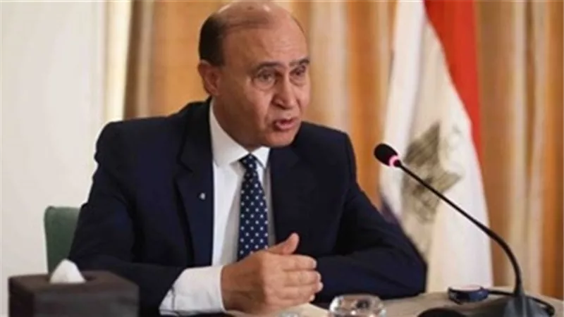 الفريق مميش : 11 مليار دولار استثمارات لبدء تنفيذ مجمع البتروكيماويات بالسخنة