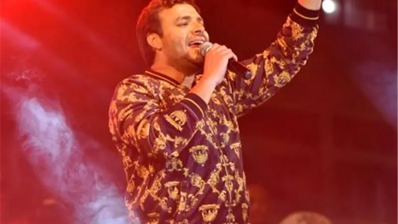 بالصور .. رامي صبري يتألق بحفل جماهيري في الأكاديمية البحريه بالإسكندرية