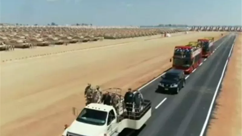 حضور الرئيس مراسم تفتيش حرب رسالة اطمئنان بجاهزية القوات المسلحة للدفاع عن الوطن وحماية أمنه