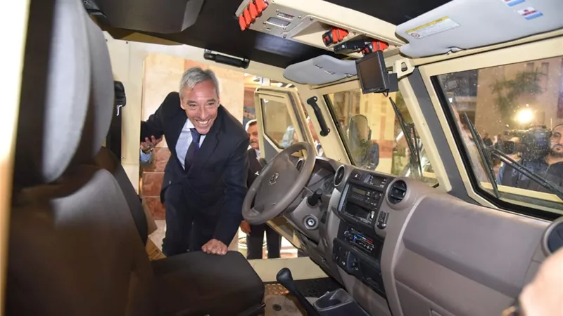 وزير الدفاع البرتغالي يشيد بالقدرات التصنيعية بالعربة المدرعة تاج TAG