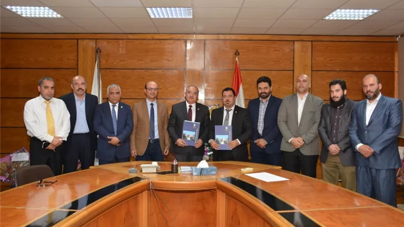 رئيس جامعة أسيوط يوقع برتوكول تعاون مشترك مع الهيئة القومية للاستشعار عن بعد وعلوم الفضاء