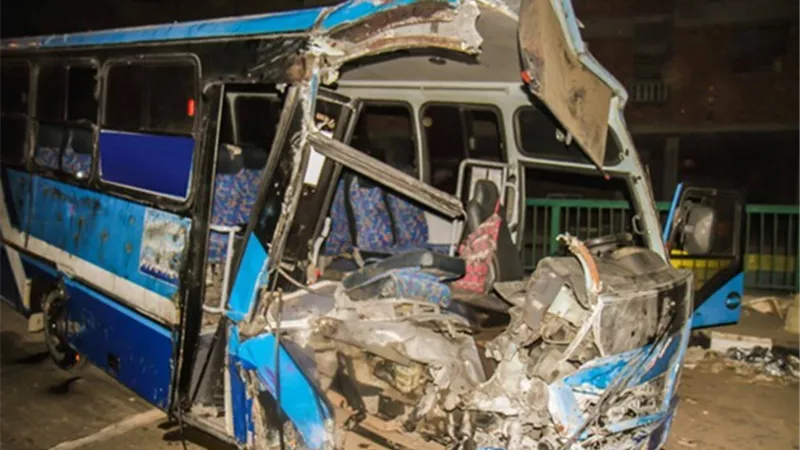 مصرع وإصابة 21 فى حادث تصادم على الطريق الدائري