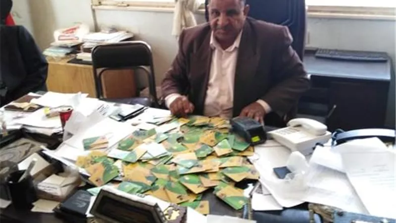 محافظ أسيوط: ضبط 550 بطاقة تموينية بحوزة صاحب مخبز بمنفلوط