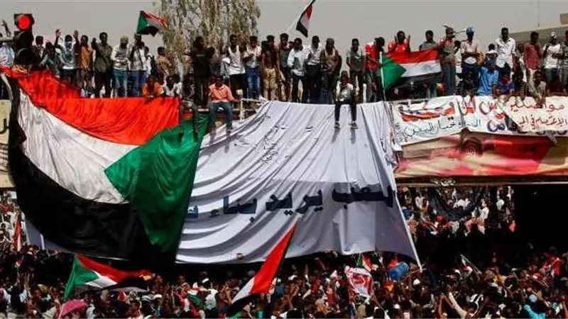 المجلس العسكري بالسودان يعلن عن حزمة إجراءات اقتصادية صارمة