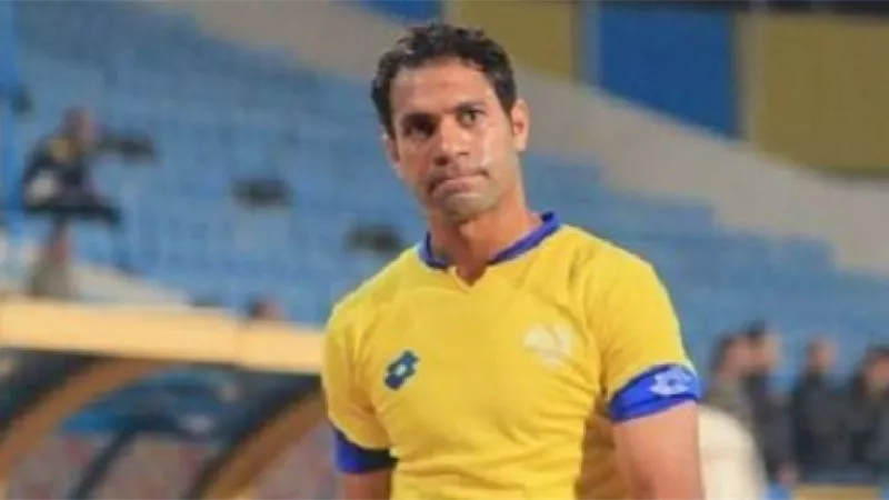 حسنى عبد ربه يتوقع الفائز بلقب الدورى.. فيديو