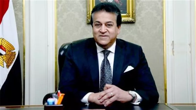عبد الغفار: منح الأساتذة والعاملين والطلاب نصف يوم بالتناوب للمشاركة في الاستفتاء