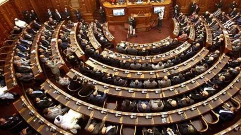 شائعة كاذبة ...التعديلات الدستورية ستقلل من صلاحيات البرلمان