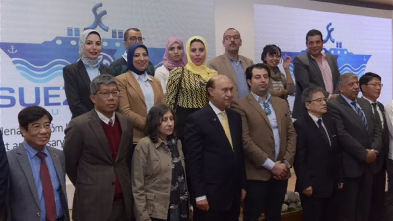 مميش يناقش التعاون المشترك مع سفراء الصين وكوريا وفيتنام وتايلاند