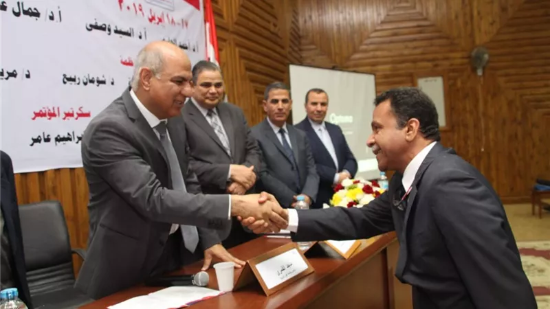 رئيس جامعة كفر الشيخ: استخدام الذكاء الاصطناعي للتغلب على بعض الأمراض المزمنة أصبح مسألة وقت