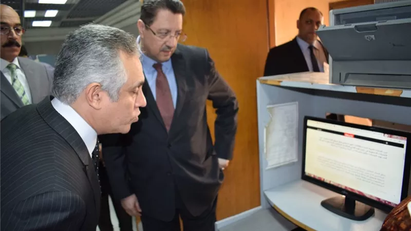 الشريف وقمصان يشيدان بمركز رصد الاستفتاء بالأعلى للإعلام