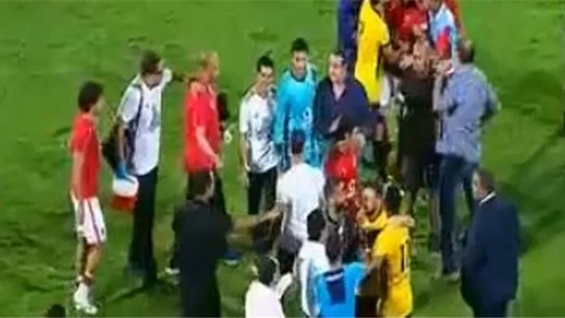 تفاصيل خناقة لاعبى الاهلى وبيراميدز عقب المباراة