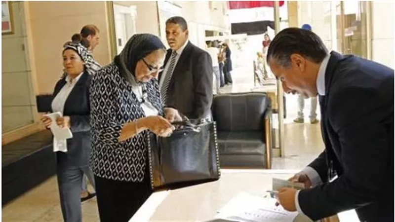 توافد الجالية المصرية في اليابان وكوريا الجنوبية للاستفتاء