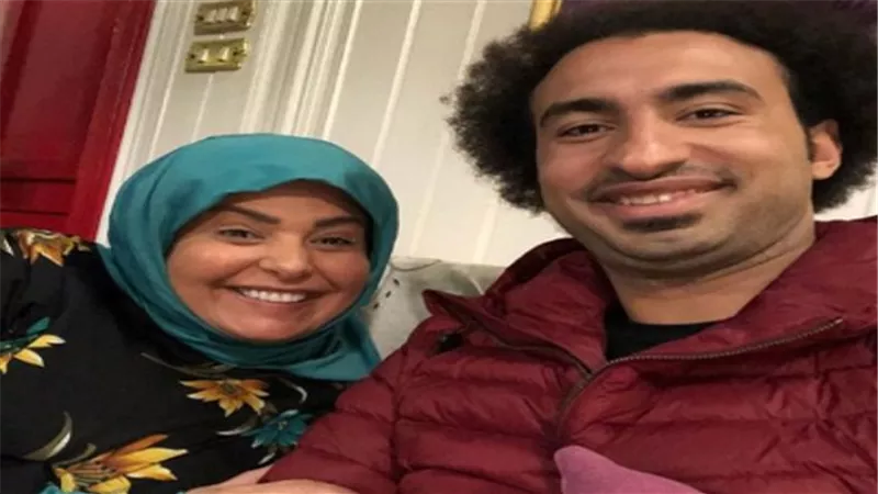 صابرين تشعر بالرعب.. والسبب تسريحة شعر على ربيع