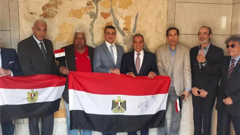 سفارة مصر في برلين تفتح ابوابها في اليوم الثاني للاستفتاء علي التعديلات الدستورية