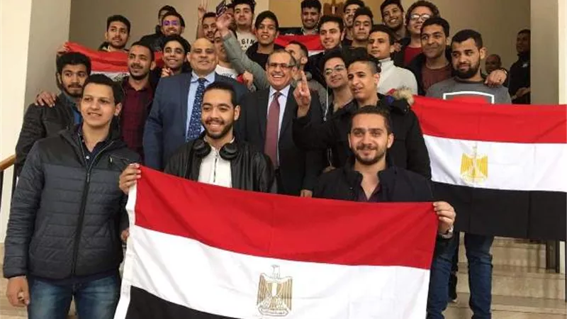 المصريون فى روسيا يحرصون على المشاركة فى الإستفتاء