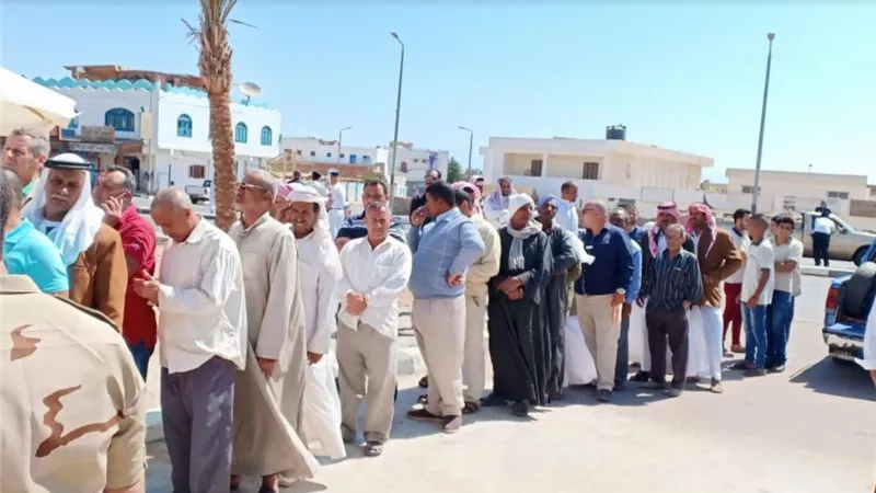 إقبال كثيف على لجان الاقتراع بشرم الشيخ