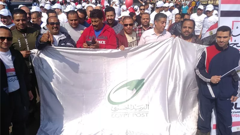 العاملون بالبريد ينظمون مسيرات تأييد للتعديلات الدستورية