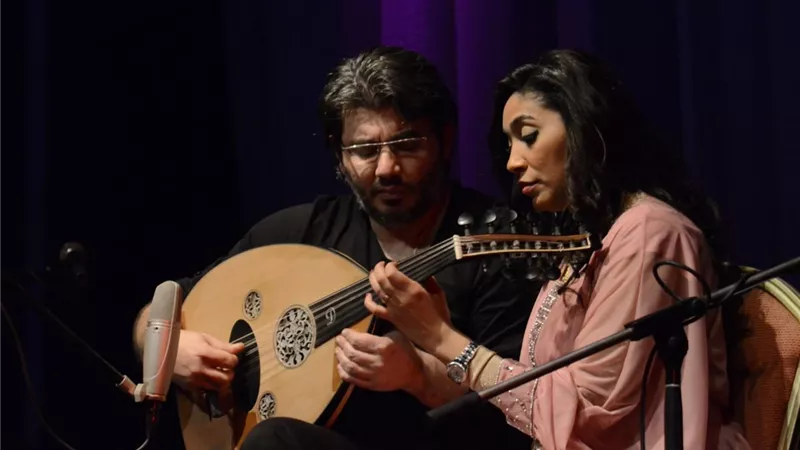 اعمال ام كلثوم وسيد درويش برؤية ثنائي العود فى الاوبرا