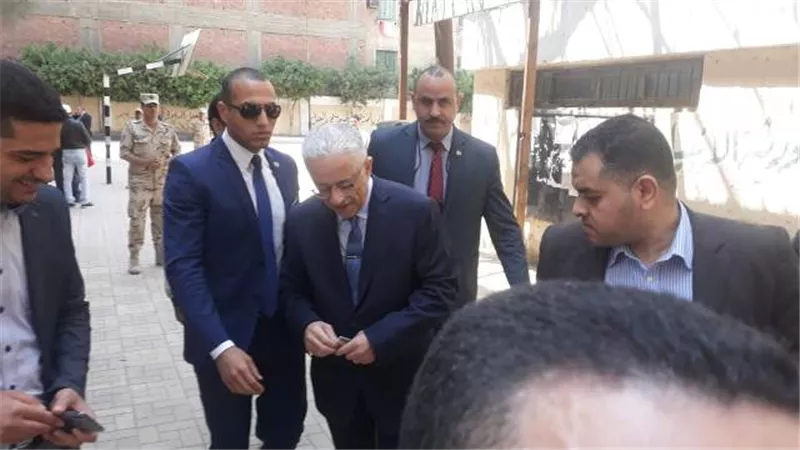 وزير التعليم يدلى بصوته فى الاستفتاء على التعديلات الدستورية