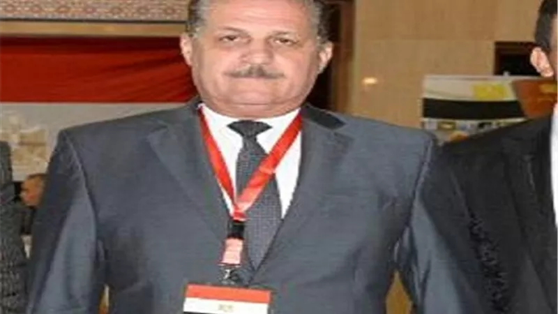 المستشار الثقافي المصري بالرياض يُدلي بصوته في الاستفتاء على تعديل الدستور