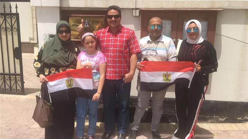 اقبال اكبر على التصويت فى السفارة المصرية بالبحرين