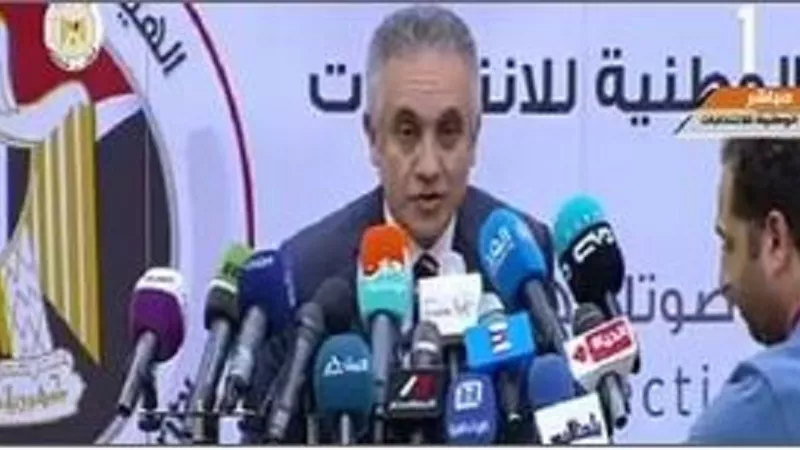 محمود الشريف.. 40مؤسسة إعلامية محلية و152 دولية تتابع عملية الاستفتاء