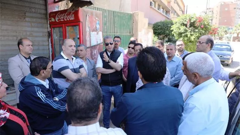 اجتماع ميدانى لمحافظ سوهاج على الكورنيش لمتابعة تنفيذ التوسعة الجديدة