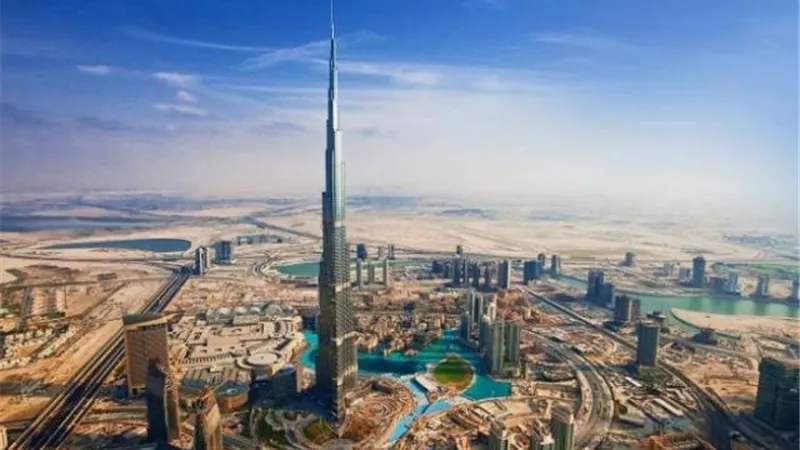 دبي الأولى عربياً والثالثة عالمياً في جذب الاستثمار الأجنبي المباشر