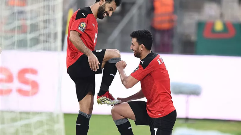 تريزيجيه يحتفل بفوز الفراعنة على اسود الاطلسى.. بطريقة خاصة