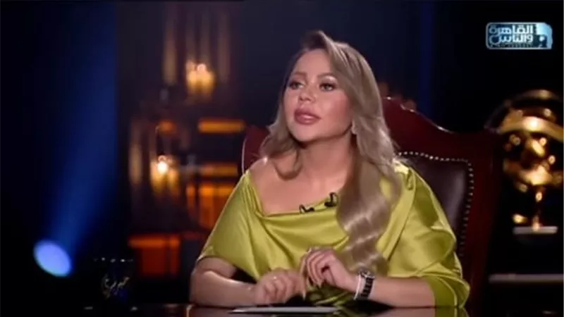 اسما ابراهيم تنهي خلاف محمد رمضان وأحمد فهمي (تفاصيل)