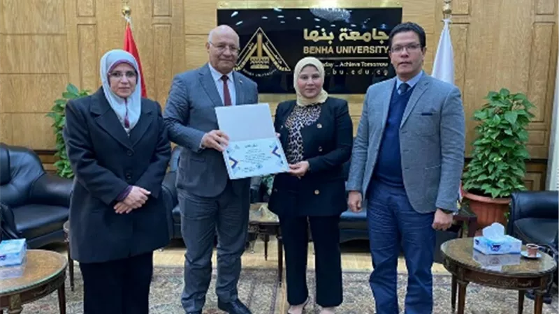 رئيس جامعة بنها يكرم الدكتورة هالة الداعوس لحصولها على جائزة اليابان الدولية