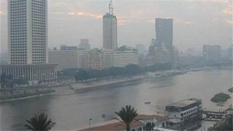 خبراء الأرصاد يحذرون من طقس الغد.. ويؤكدون: رياح مثيرة للرمال والأتربة