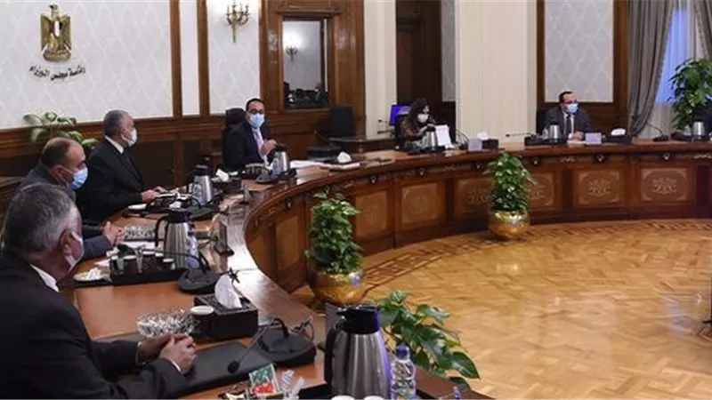 رئيس الوزراء يتابع الموقف التنفيذي للمشروع القومي لتأهيل وتبطين الترع وأنظمة الري الحديث